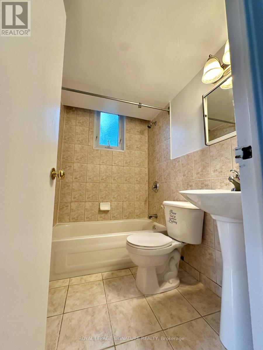 407 - 55 Isabella Street, Toronto, Ontario  M4Y 1M8 - Photo 8 - C12435251