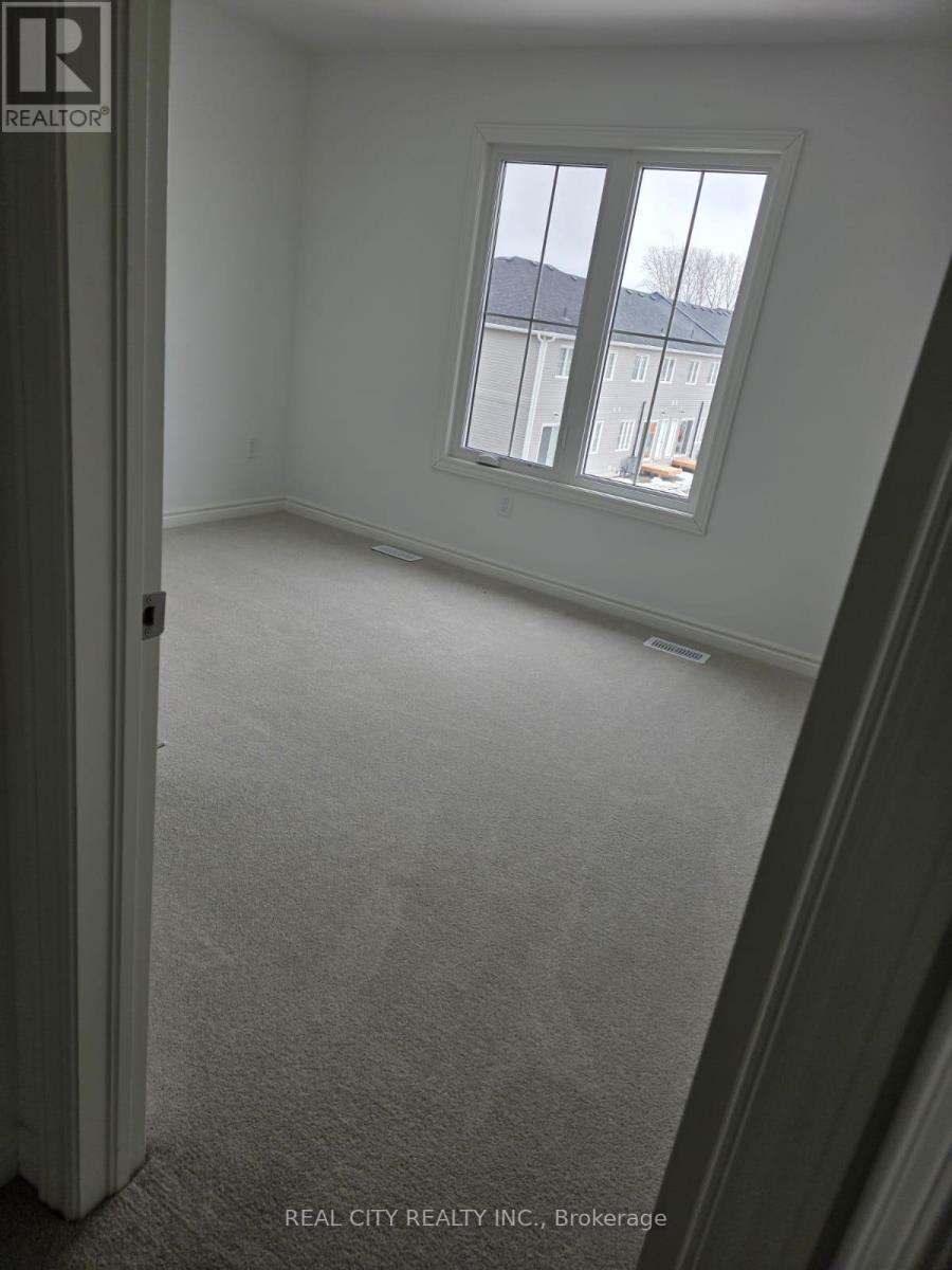 18 Bradden Crescent, Belleville, Ontario  K8N 0T8 - Photo 15 - X12458777