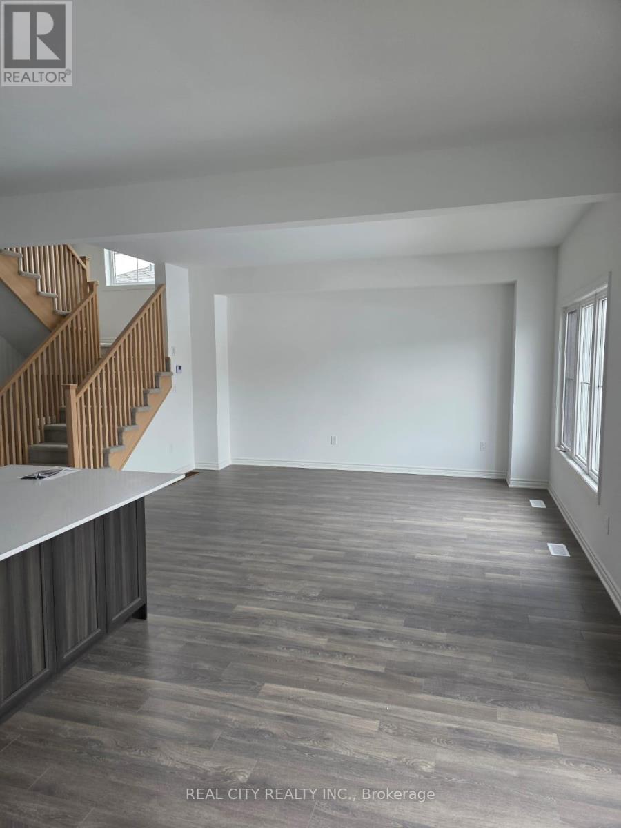 18 Bradden Crescent, Belleville, Ontario  K8N 0T8 - Photo 5 - X12458777