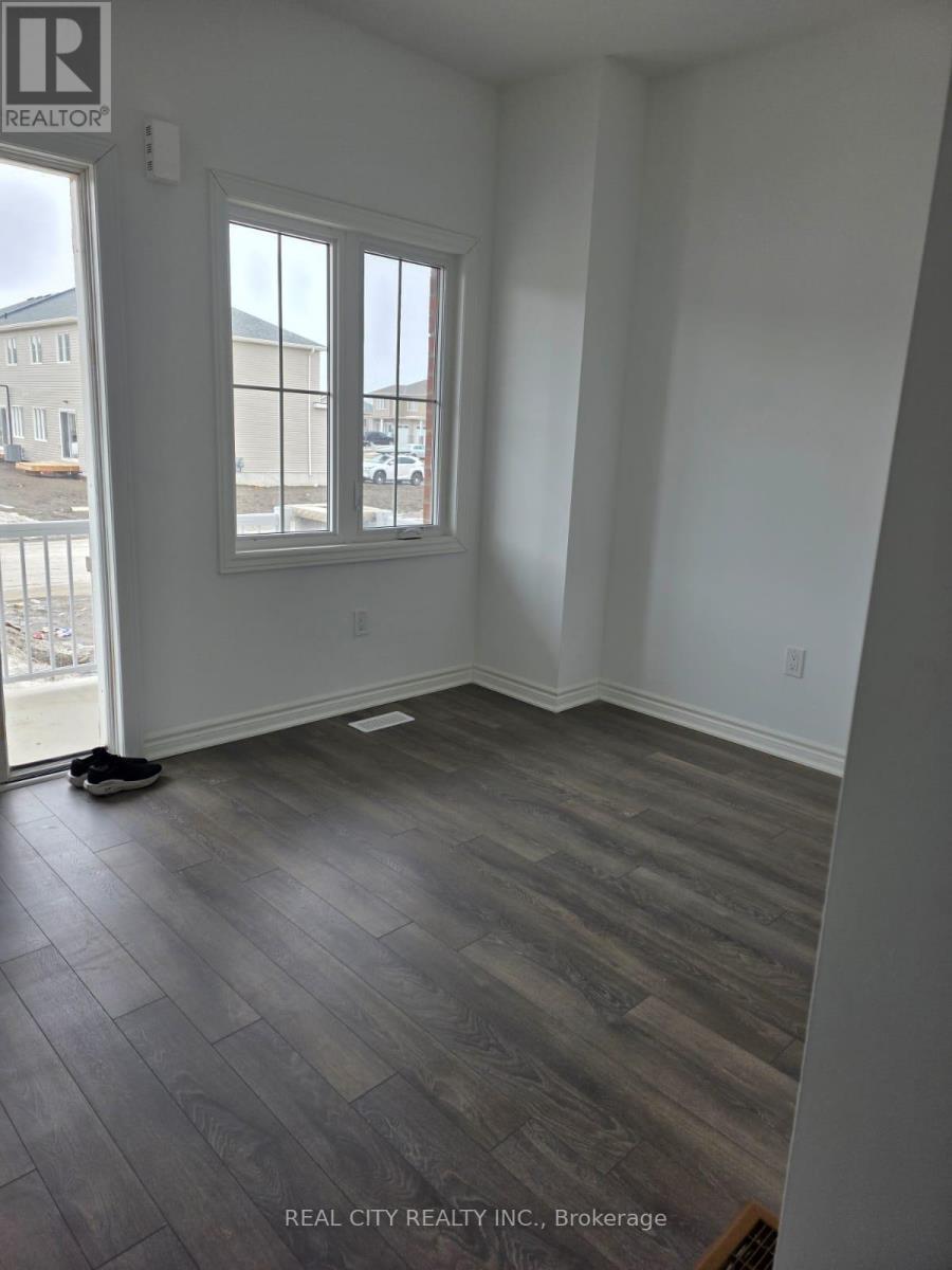 18 Bradden Crescent, Belleville, Ontario  K8N 0T8 - Photo 8 - X12458777
