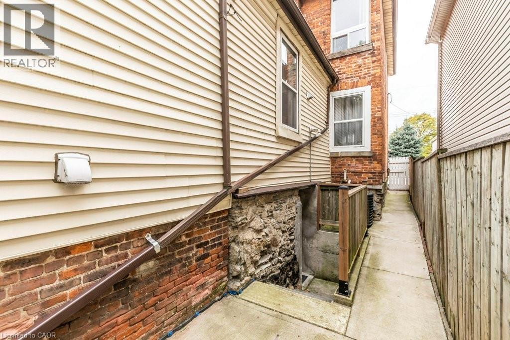 346 Hughson Street N, Hamilton, Ontario  L8L 4N1 - Photo 34 - 40760105