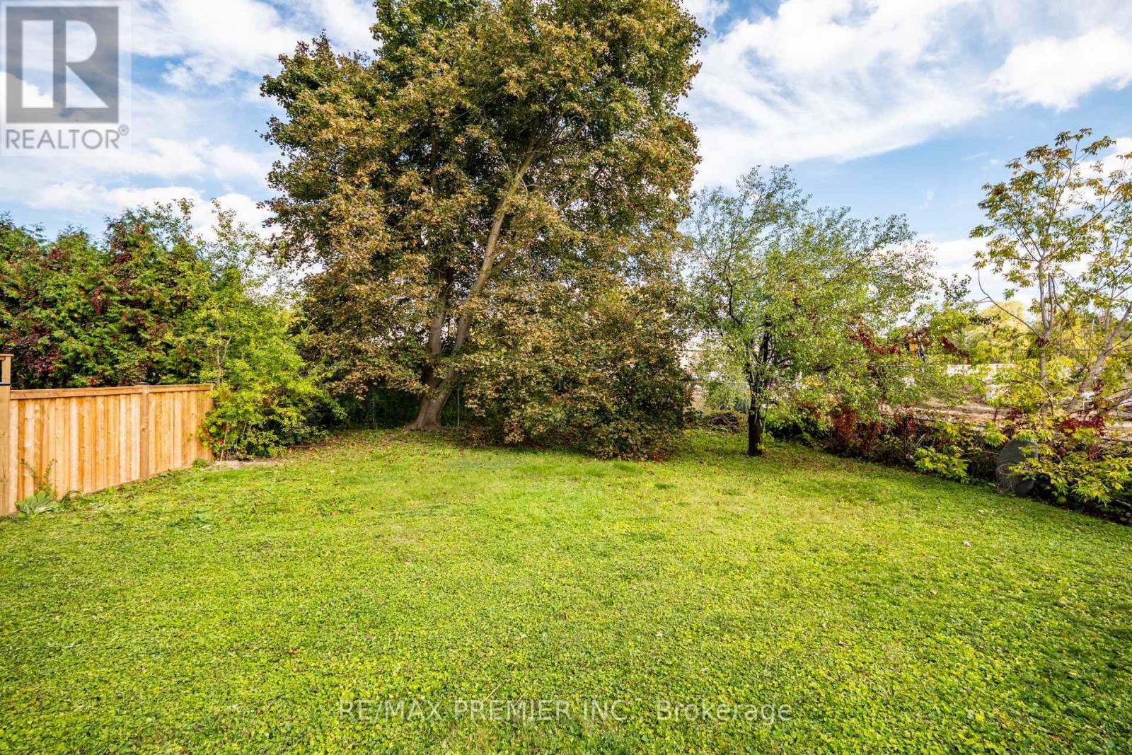 3 Parker Avenue, Richmond Hill, Ontario  L4E 2W4 - Photo 21 - N12450336