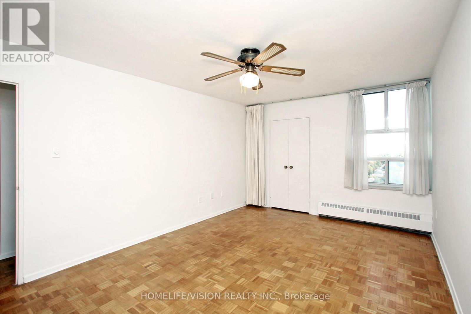 2004 - 360 Ridelle Avenue, Toronto, Ontario  M6B 1K1 - Photo 18 - W12457683