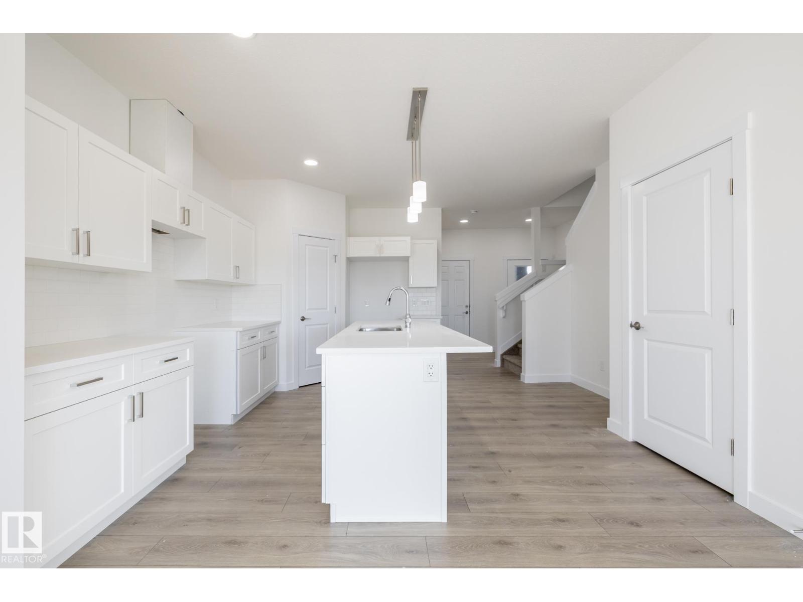 10718 99 St, Morinville, Alberta  T8R 2R8 - Photo 11 - E4451728