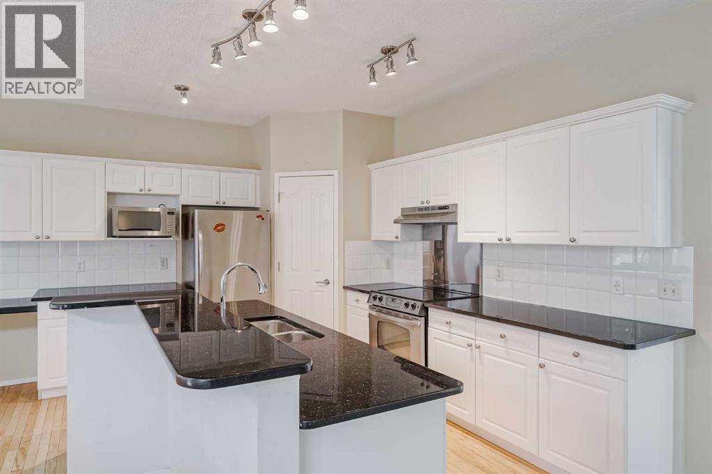 375 Douglas Glen Gardens Se, Calgary, Alberta  T2Z 3T1 - Photo 19 - A2257394
