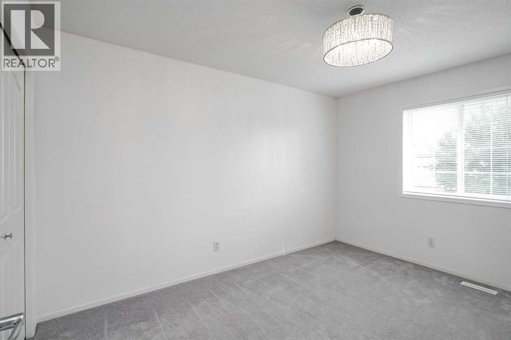 375 Douglas Glen Gardens Se, Calgary, Alberta  T2Z 3T1 - Photo 34 - A2257394