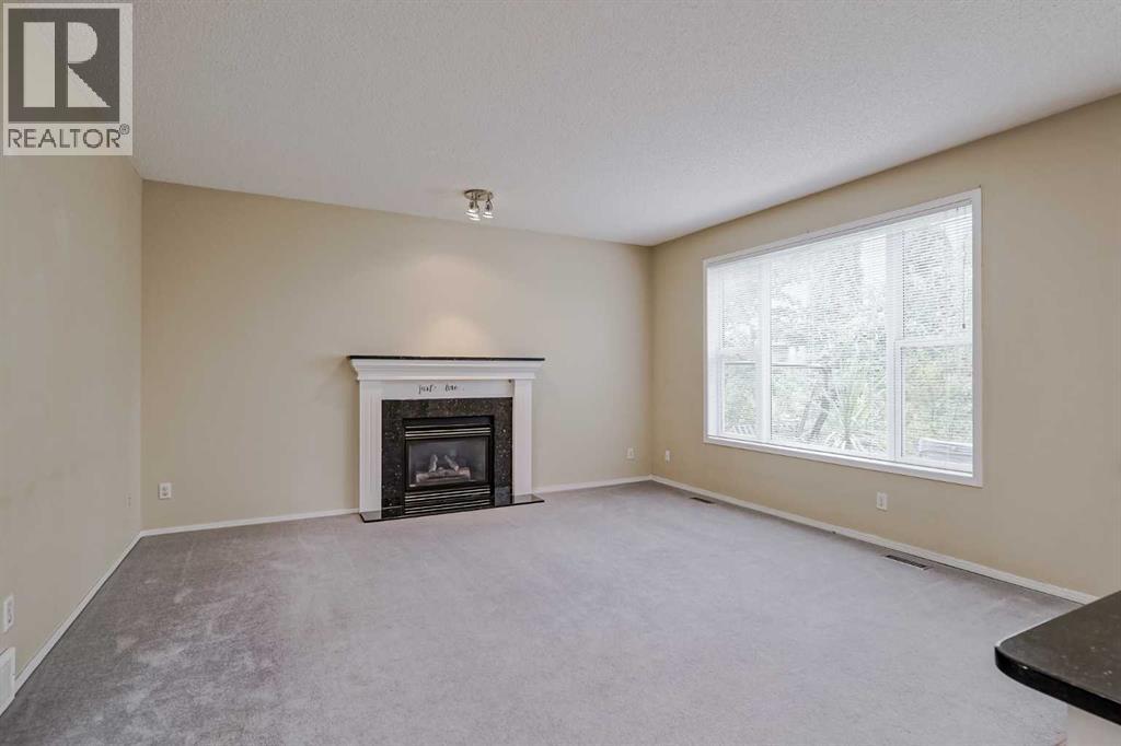 375 Douglas Glen Gardens Se, Calgary, Alberta  T2Z 3T1 - Photo 10 - A2257394