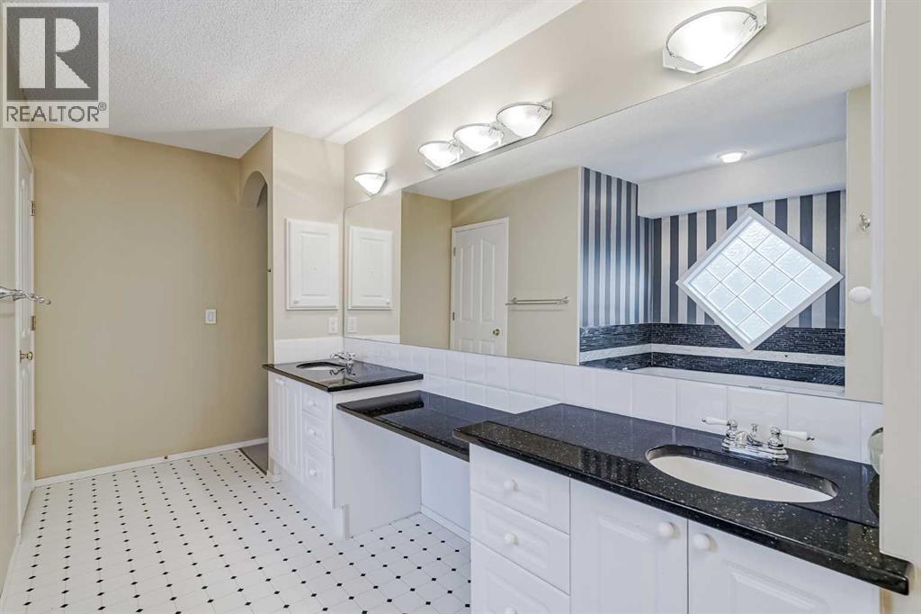 375 Douglas Glen Gardens Se, Calgary, Alberta  T2Z 3T1 - Photo 29 - A2257394