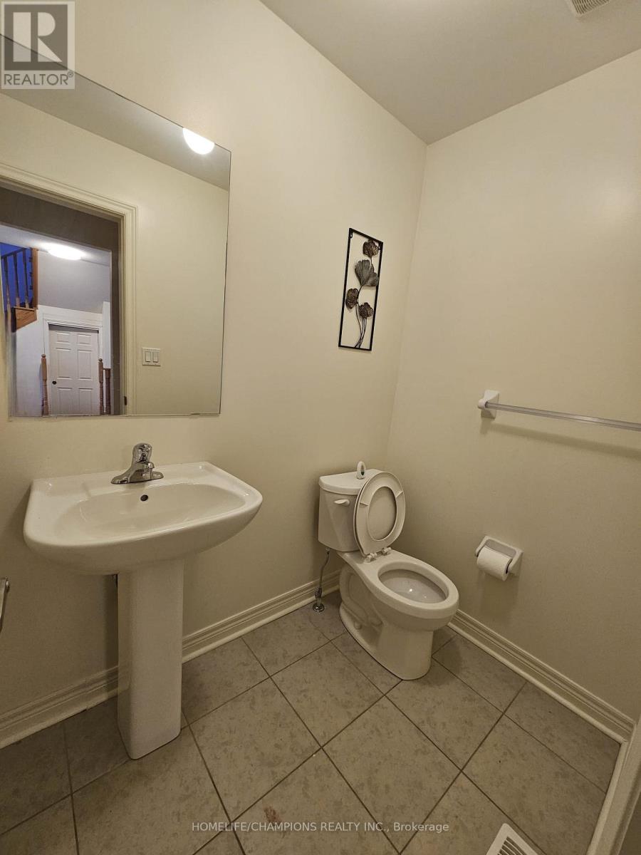 1213 Drinkle Crescent, Oshawa, Ontario  L1K 3G8 - Photo 10 - E12458510