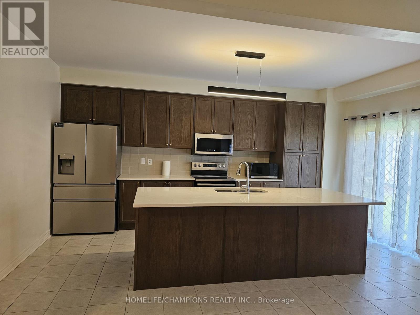 1213 Drinkle Crescent, Oshawa, Ontario  L1K 3G8 - Photo 9 - E12458510