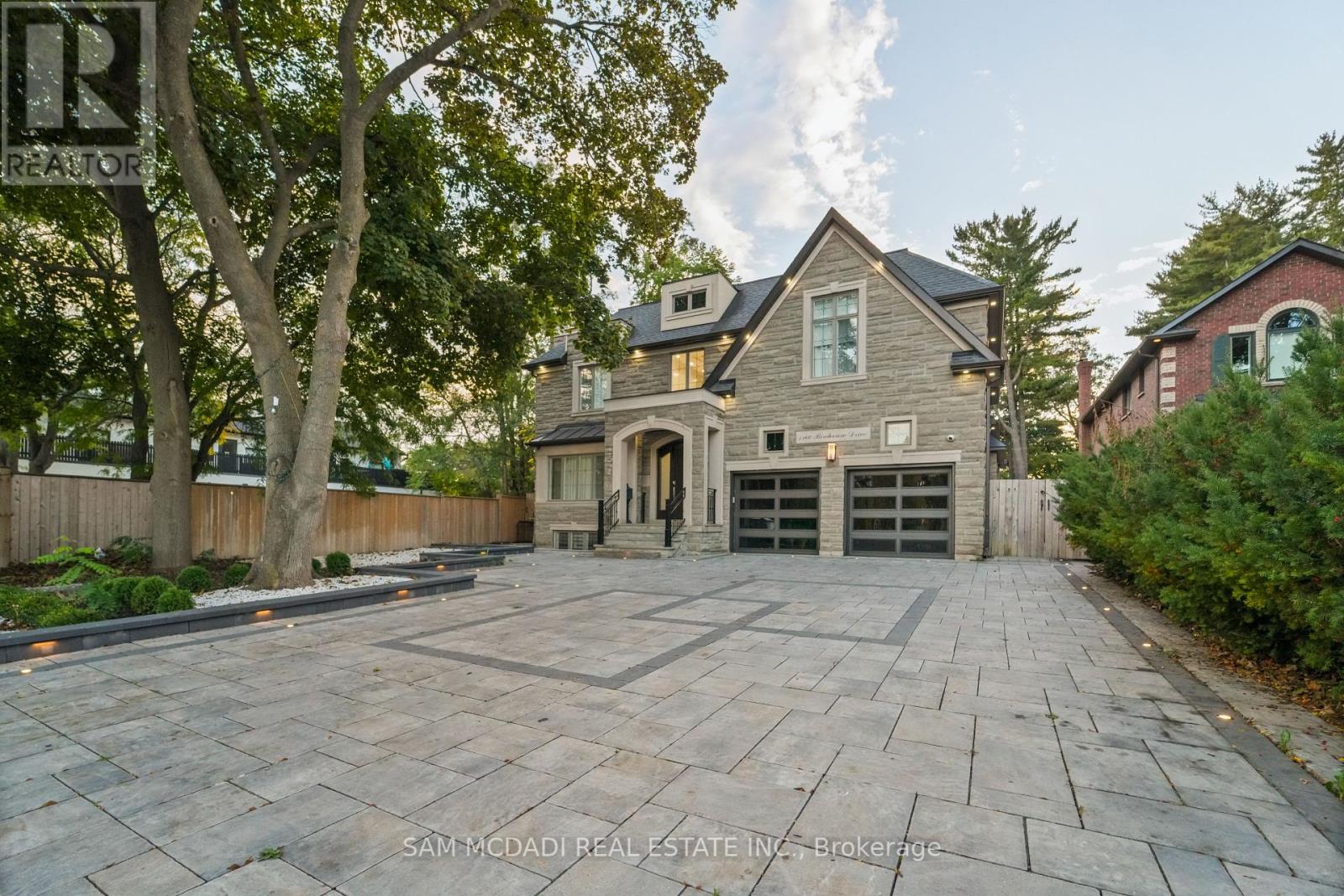 1160 BIRCHVIEW DRIVE, Mississauga, Ontario