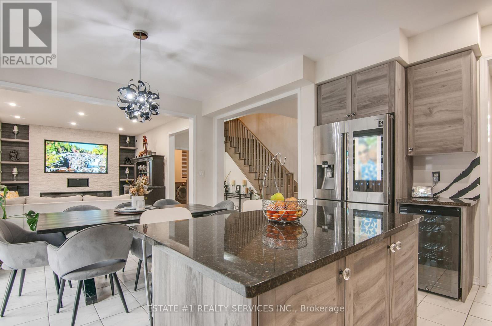 59 July Avenue, Hamilton, Ontario  L8J 0M4 - Photo 12 - X12455865