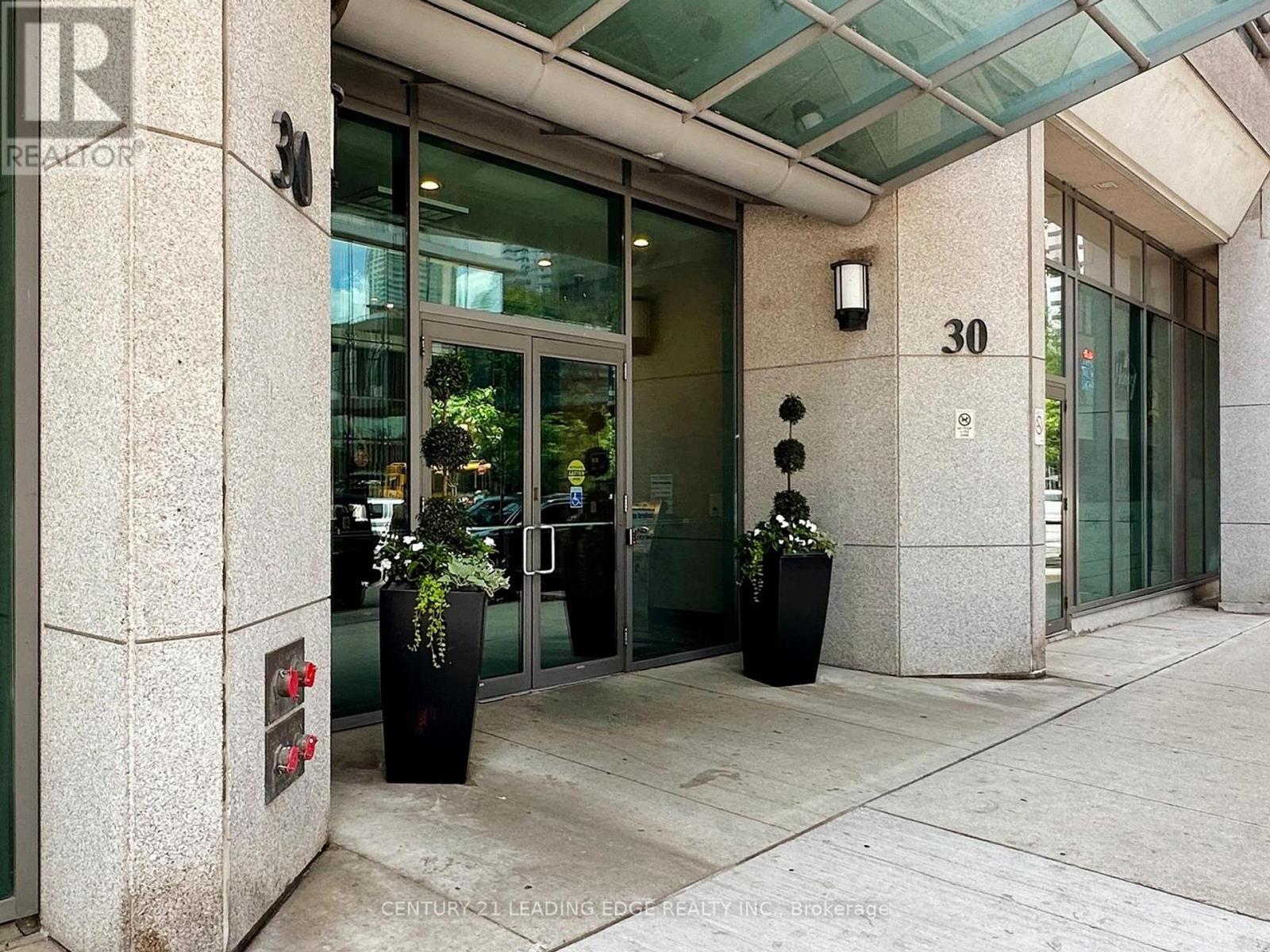 3503 - 30 Grand Trunk Crescent, Toronto, Ontario  M5J 3A4 - Photo 4 - C12458790