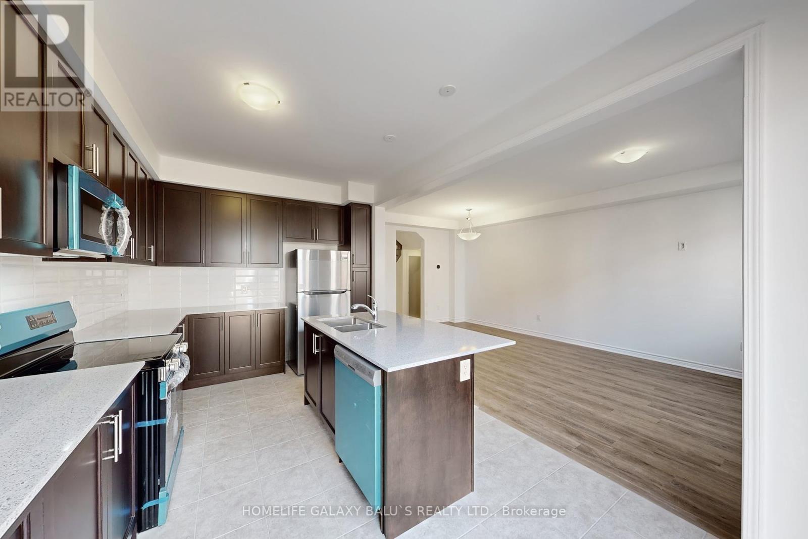 3266 Brigadier Avenue, Pickering, Ontario  L1X 0N4 - Photo 12 - E12458786