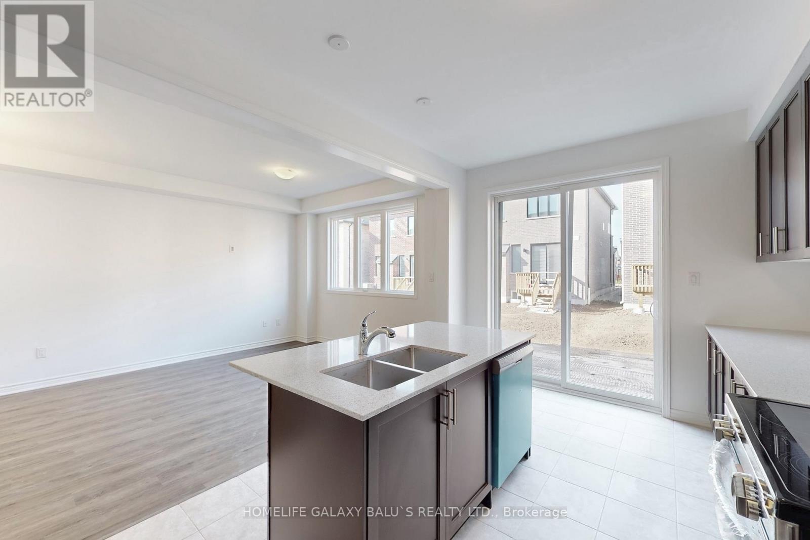 3266 Brigadier Avenue, Pickering, Ontario  L1X 0N4 - Photo 13 - E12458786