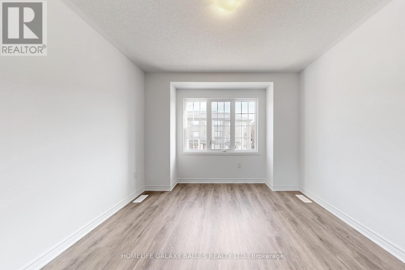 3266 Brigadier Avenue, Pickering, Ontario  L1X 0N4 - Photo 38 - E12458786