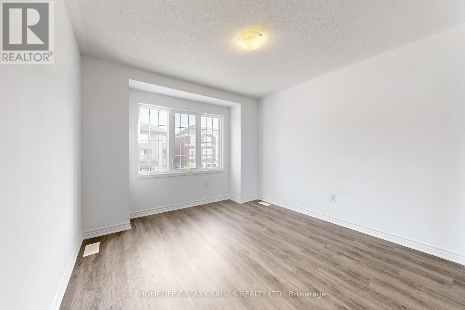 3266 Brigadier Avenue, Pickering, Ontario  L1X 0N4 - Photo 39 - E12458786