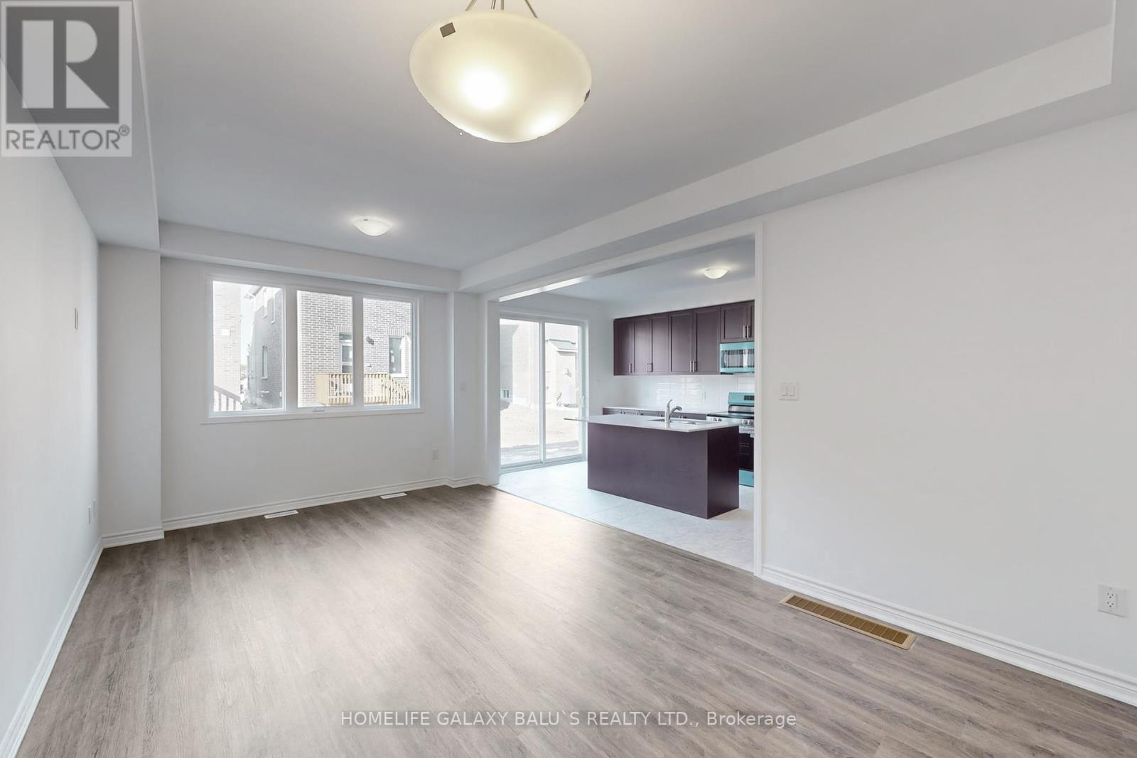 3266 Brigadier Avenue, Pickering, Ontario  L1X 0N4 - Photo 6 - E12458786