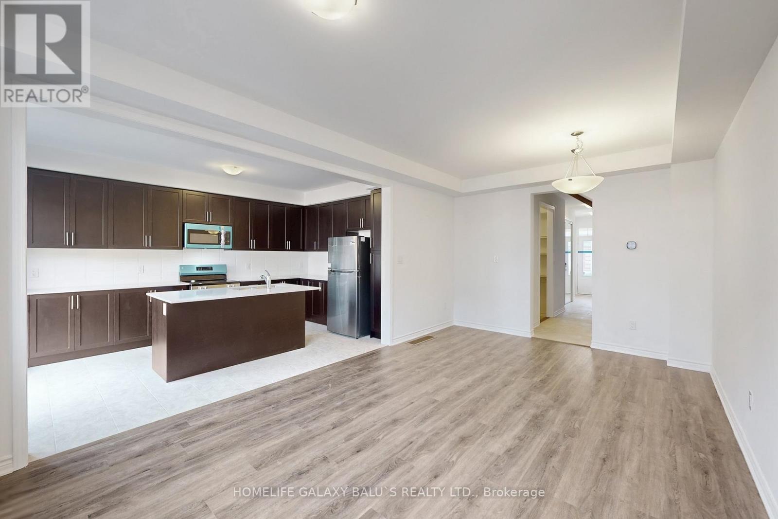 3266 Brigadier Avenue, Pickering, Ontario  L1X 0N4 - Photo 8 - E12458786