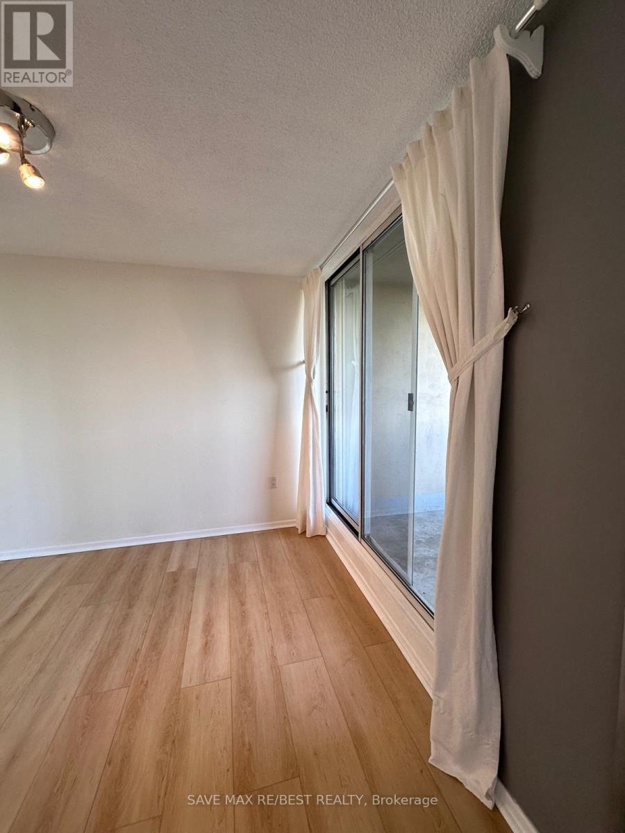 706 - 3590 Kaneff Crescent, Mississauga, Ontario  L5A 3X3 - Photo 26 - W12458246