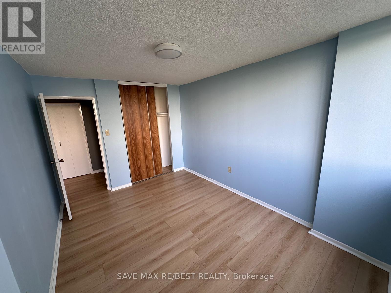 706 - 3590 Kaneff Crescent, Mississauga, Ontario  L5A 3X3 - Photo 33 - W12458246