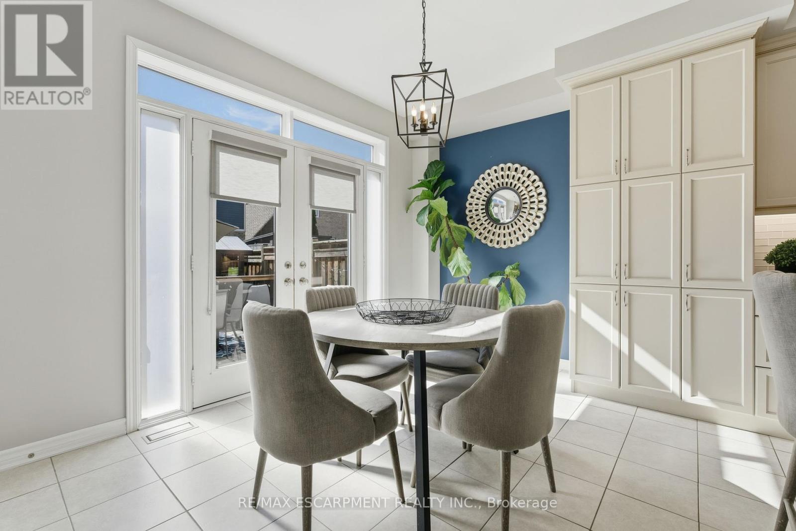 15 Bastia Street E, Hamilton, Ontario  L8B 1V3 - Photo 15 - X12458789