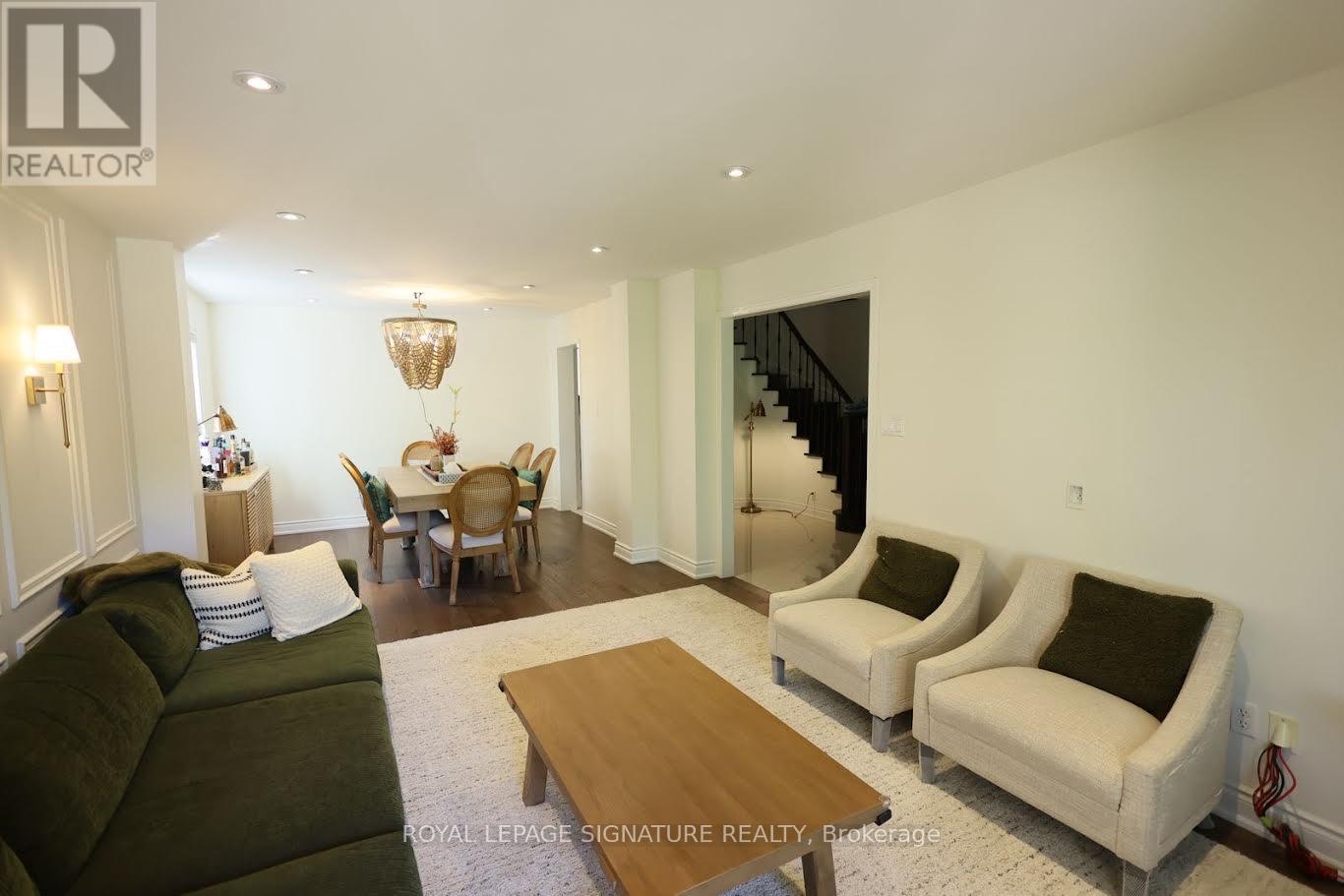 74 Bonham Boulevard, Mississauga, Ontario  L5M 2N8 - Photo 21 - W12457560