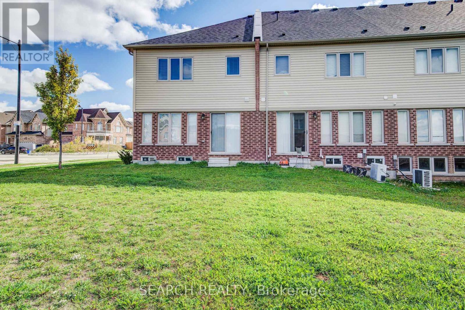 1 - 740 Linden Drive, Cambridge, Ontario  N3H 5L5 - Photo 18 - X12457667