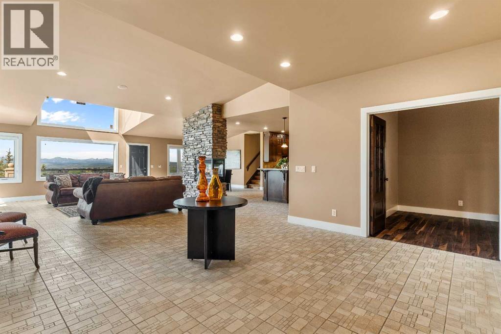 40090 Retreat Road, Rural Rocky View County, Alberta  T4C 1A2 - Photo 6 - A2224808