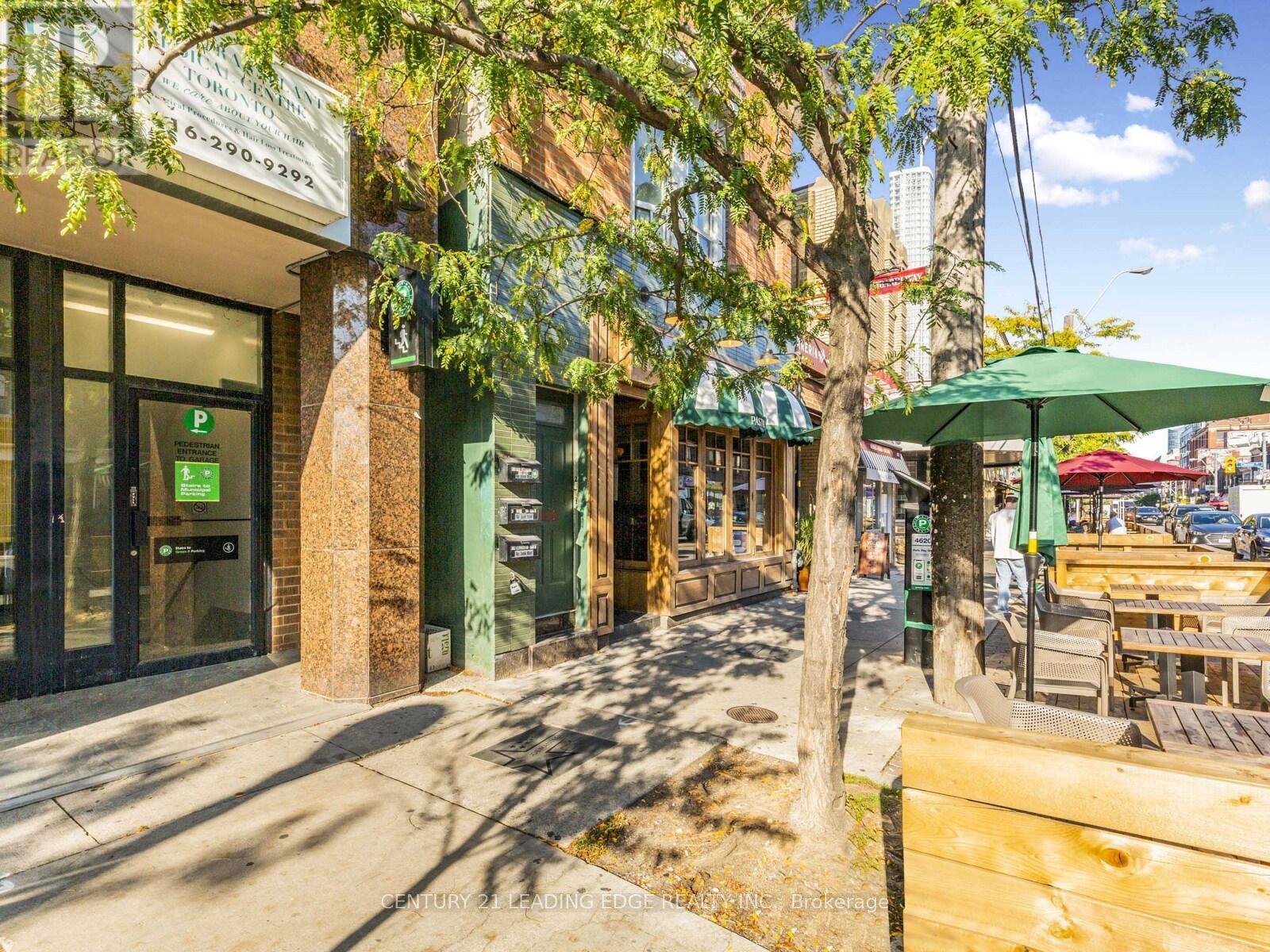1 - 614 College Street, Toronto, Ontario  M6G 1B4 - Photo 2 - C12458808