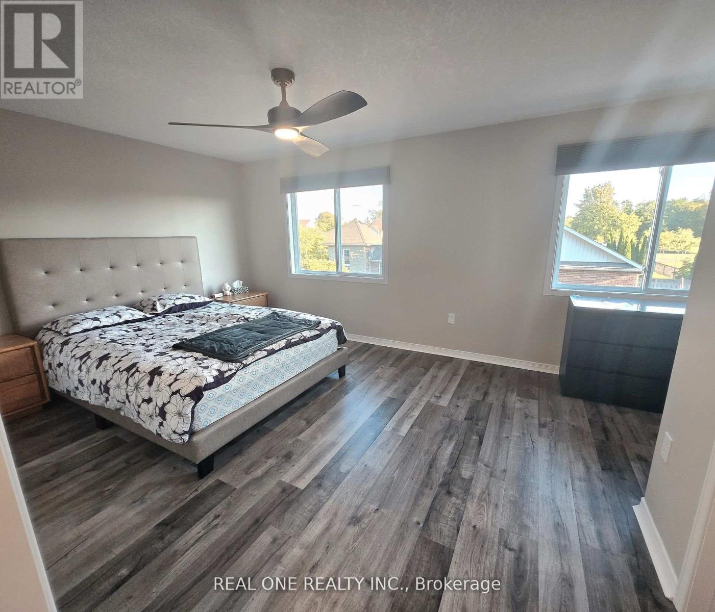 43 Shephard Avenue, New Tecumseth, Ontario  L9R 2E8 - Photo 16 - N12458799