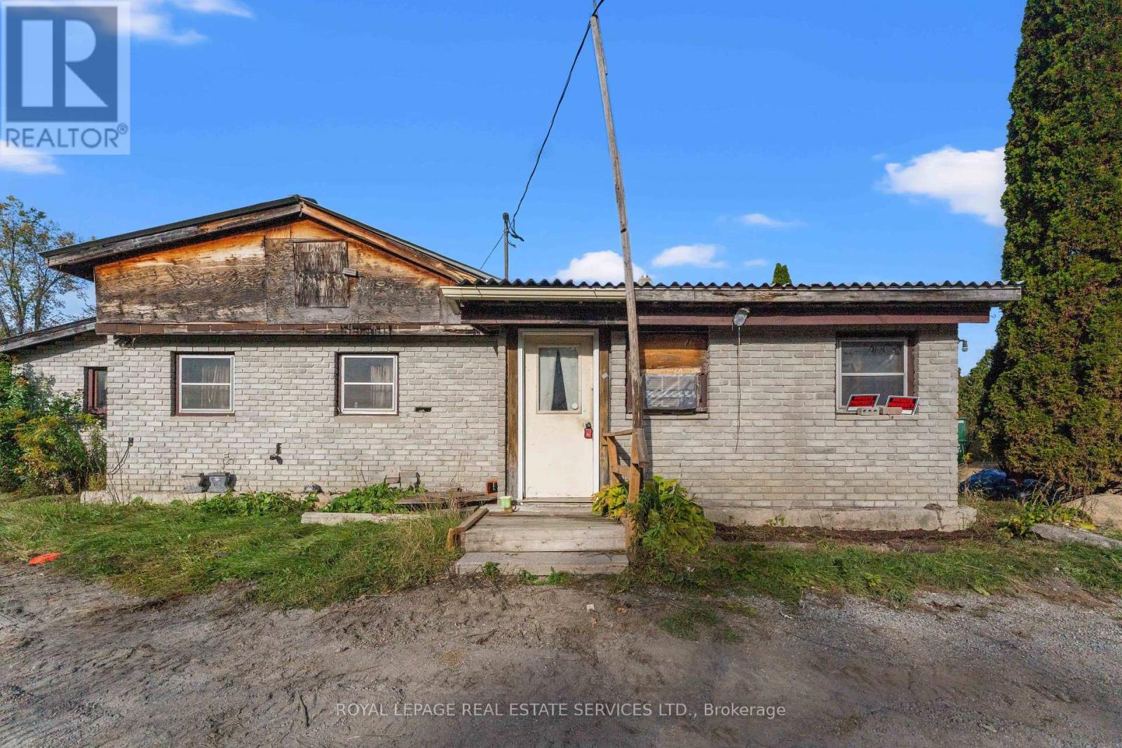 21852 East Town Line, East Gwillimbury, Ontario  L0E 1T0 - Photo 19 - N12458802