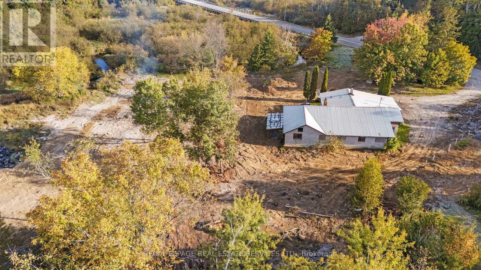 21852 East Town Line, East Gwillimbury, Ontario  L0E 1T0 - Photo 4 - N12458802