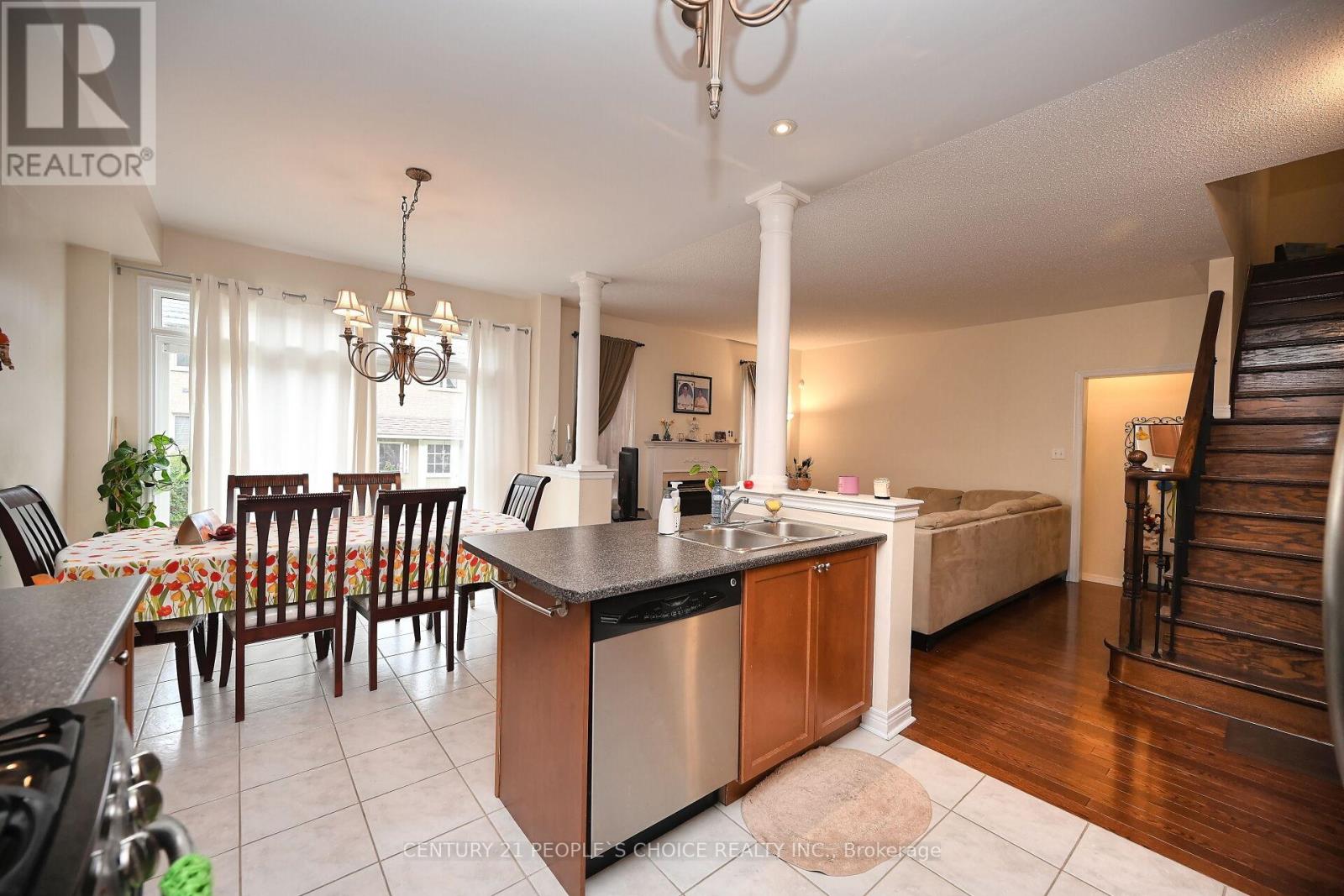 23 Lanebrook Drive, Brampton, Ontario  L6P 2E3 - Photo 15 - W12458792