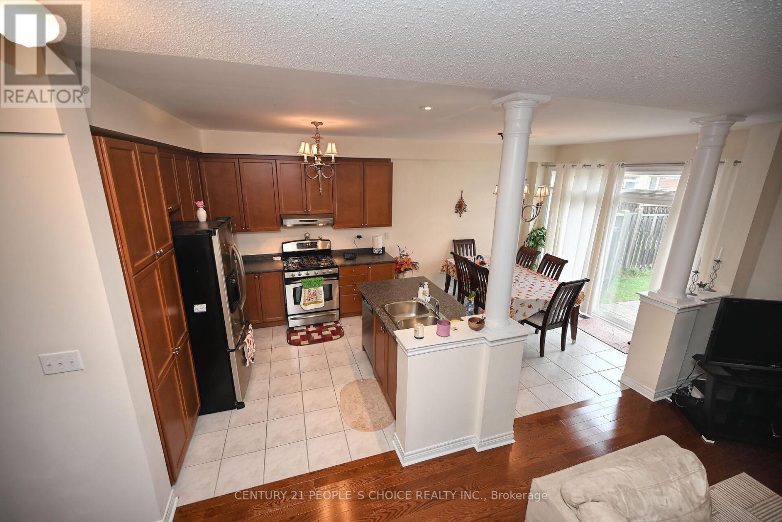 23 Lanebrook Drive, Brampton, Ontario  L6P 2E3 - Photo 16 - W12458792