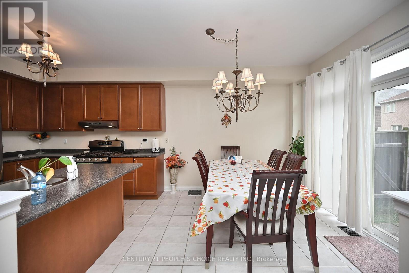 23 Lanebrook Drive, Brampton, Ontario  L6P 2E3 - Photo 18 - W12458792