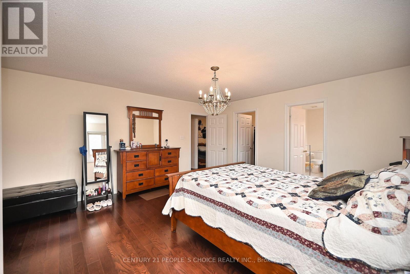 23 Lanebrook Drive, Brampton, Ontario  L6P 2E3 - Photo 30 - W12458792