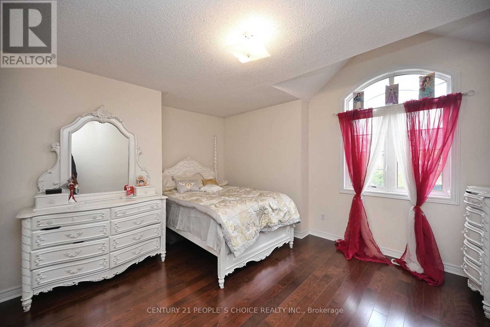 23 Lanebrook Drive, Brampton, Ontario  L6P 2E3 - Photo 39 - W12458792