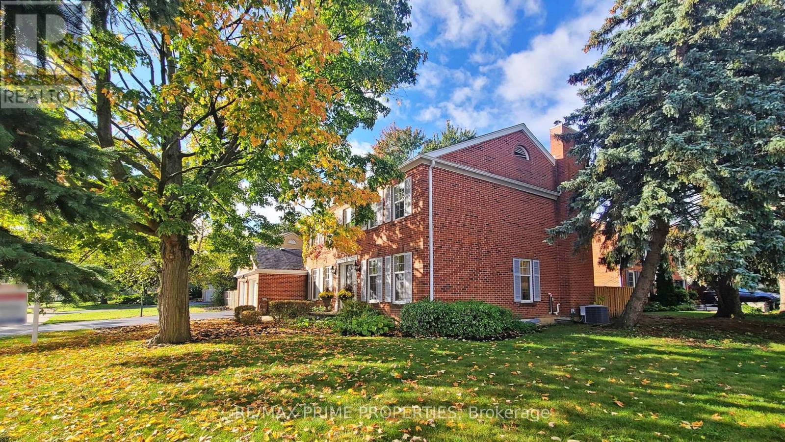 3064 Council Ring Road, Mississauga, Ontario  L5L 1N8 - Photo 3 - W12458793