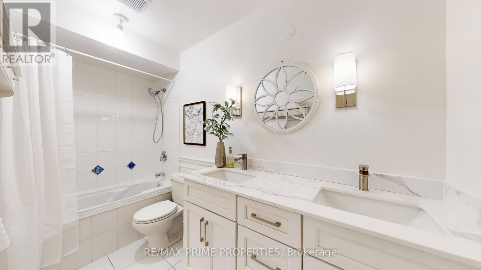 3064 Council Ring Road, Mississauga, Ontario  L5L 1N8 - Photo 37 - W12458793