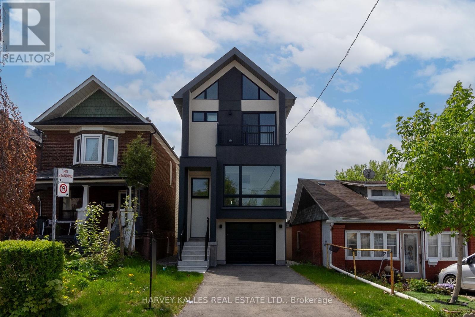 BSMT - 19 LAMBTON AVENUE, Toronto, Ontario