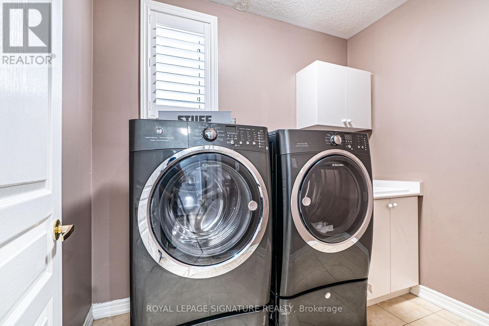 4 Ripple Street, Brampton, Ontario  L6R 3S5 - Photo 15 - W12458807