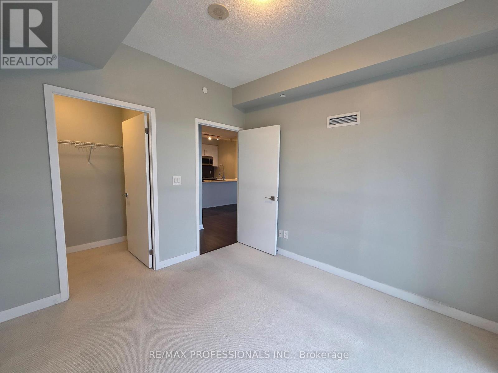 4509 - 4011 Brickstone Mews, Mississauga, Ontario  L5B 0J7 - Photo 24 - W12458809