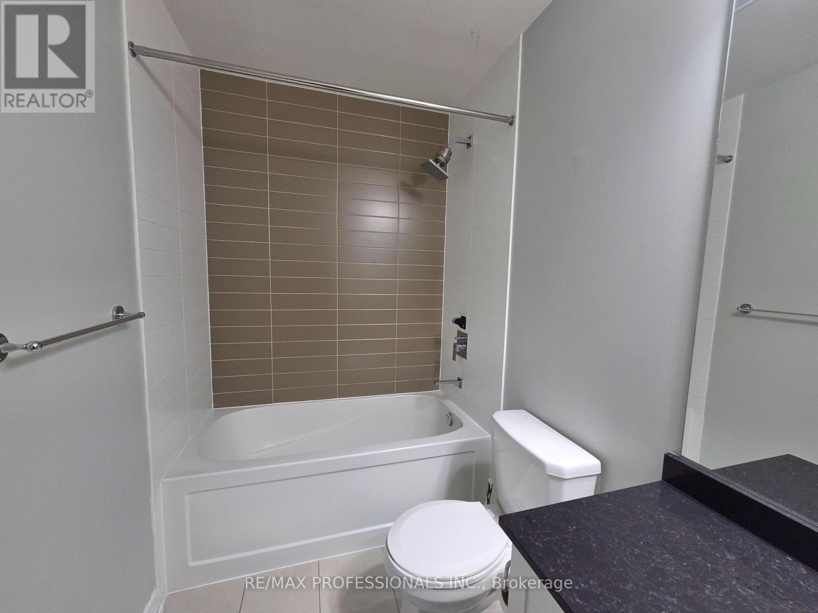 4509 - 4011 Brickstone Mews, Mississauga, Ontario  L5B 0J7 - Photo 28 - W12458809