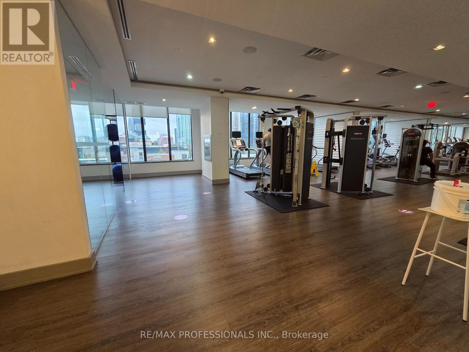 4509 - 4011 Brickstone Mews, Mississauga, Ontario  L5B 0J7 - Photo 7 - W12458809