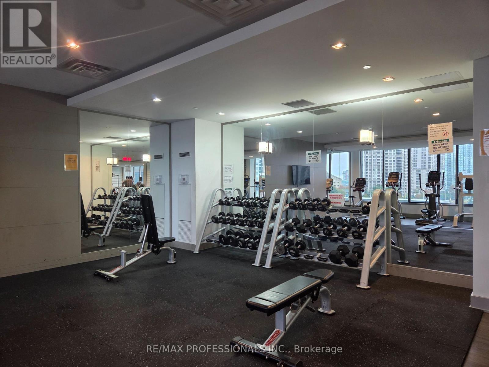 4509 - 4011 Brickstone Mews, Mississauga, Ontario  L5B 0J7 - Photo 9 - W12458809