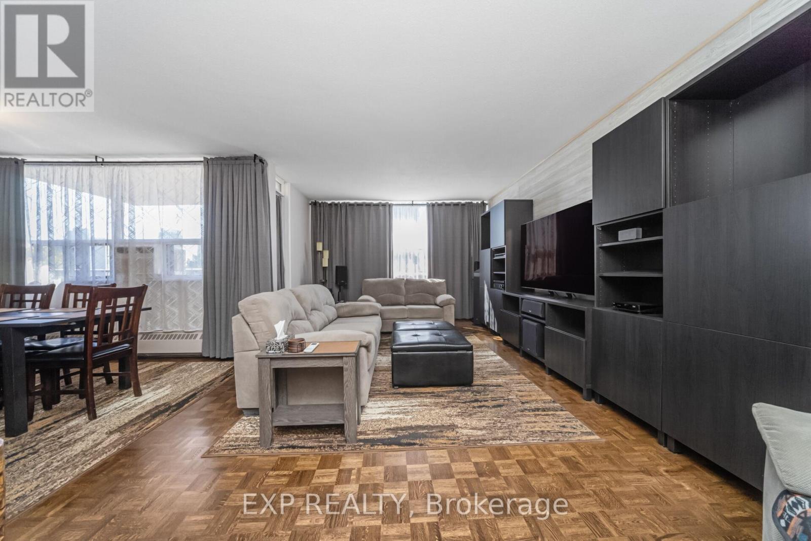 519 - 451 Westmall, Toronto, Ontario  M9C 1G1 - Photo 13 - W12458810