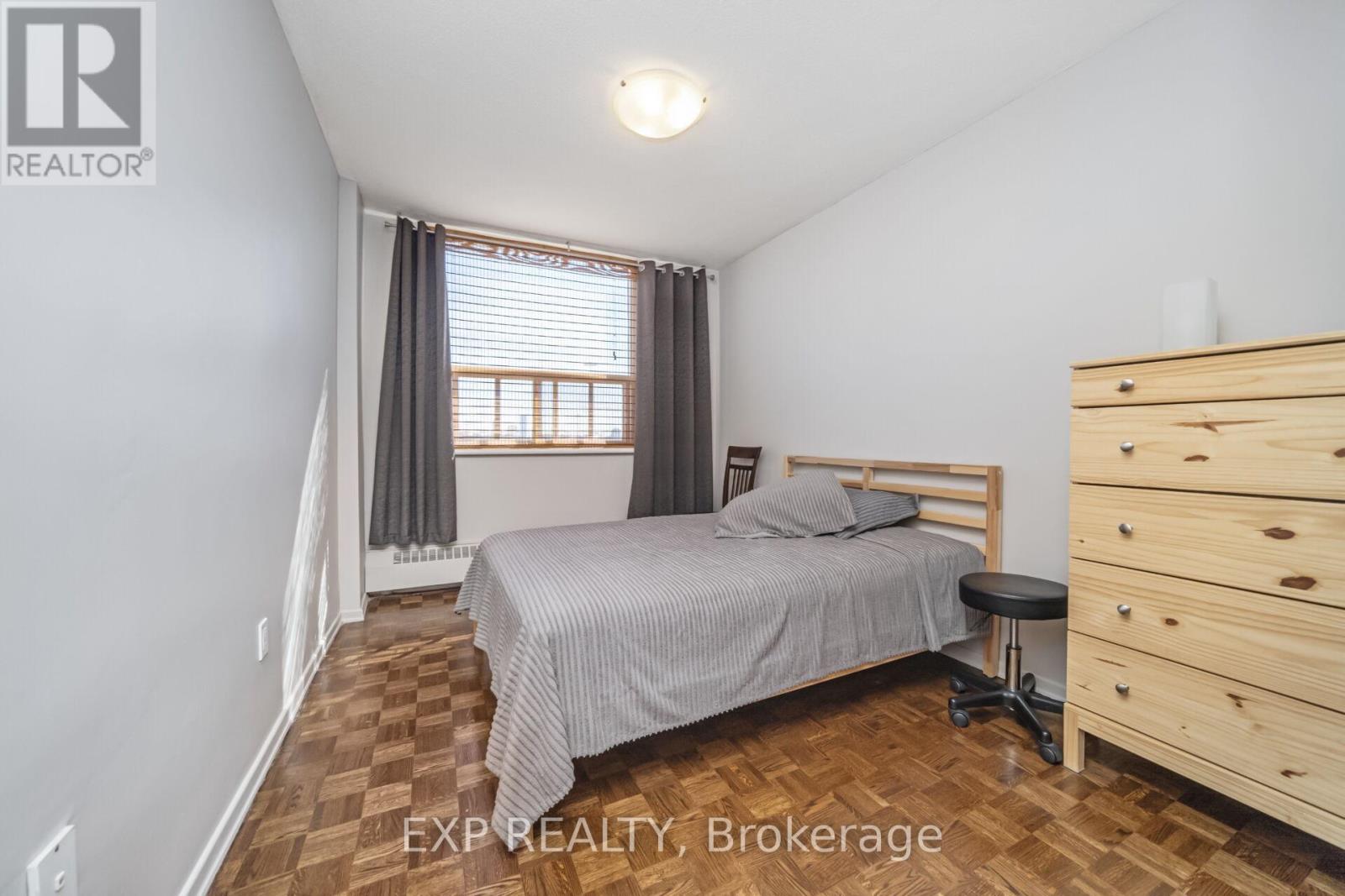 519 - 451 Westmall, Toronto, Ontario  M9C 1G1 - Photo 31 - W12458810