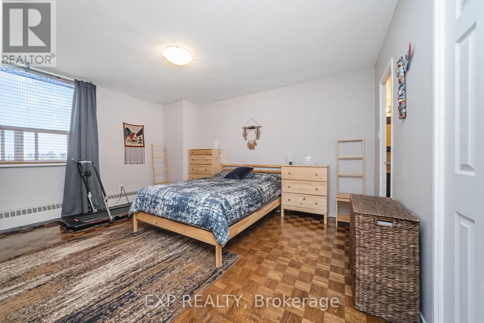 519 - 451 Westmall, Toronto, Ontario  M9C 1G1 - Photo 34 - W12458810