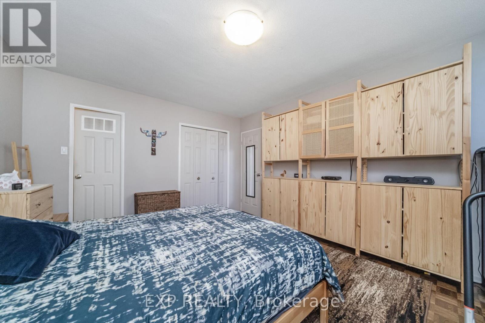 519 - 451 Westmall, Toronto, Ontario  M9C 1G1 - Photo 36 - W12458810